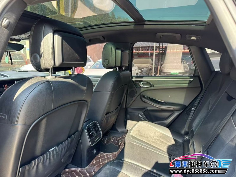 17年保时捷Macan迈凯轿车抵押车出售