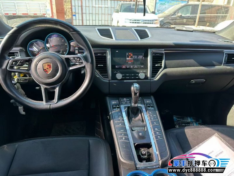 17年保时捷Macan迈凯轿车抵押车出售