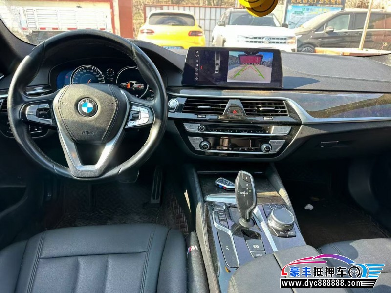 18年宝马5系轿车抵押车出售