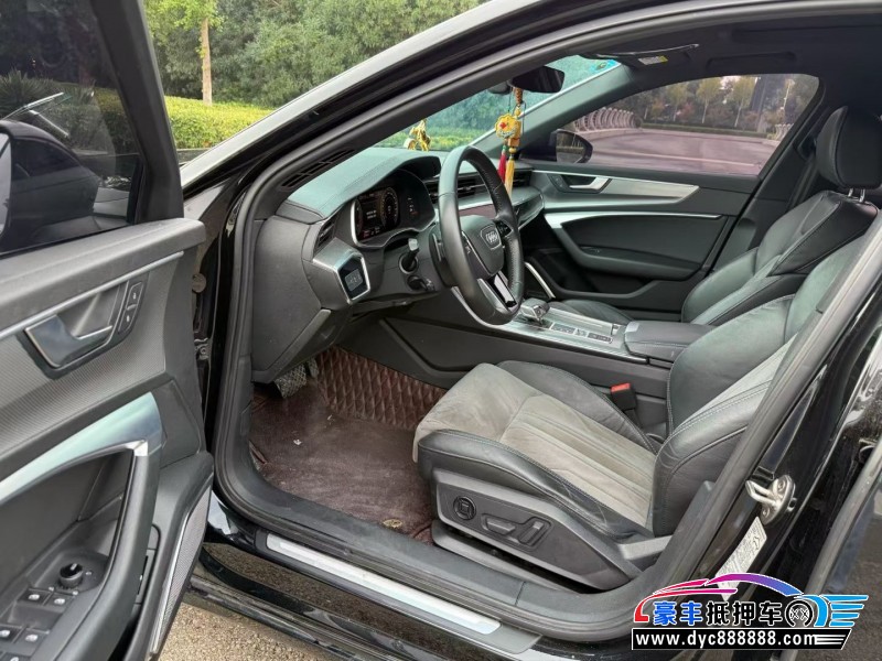 20年奥迪A6L轿车抵押车出售