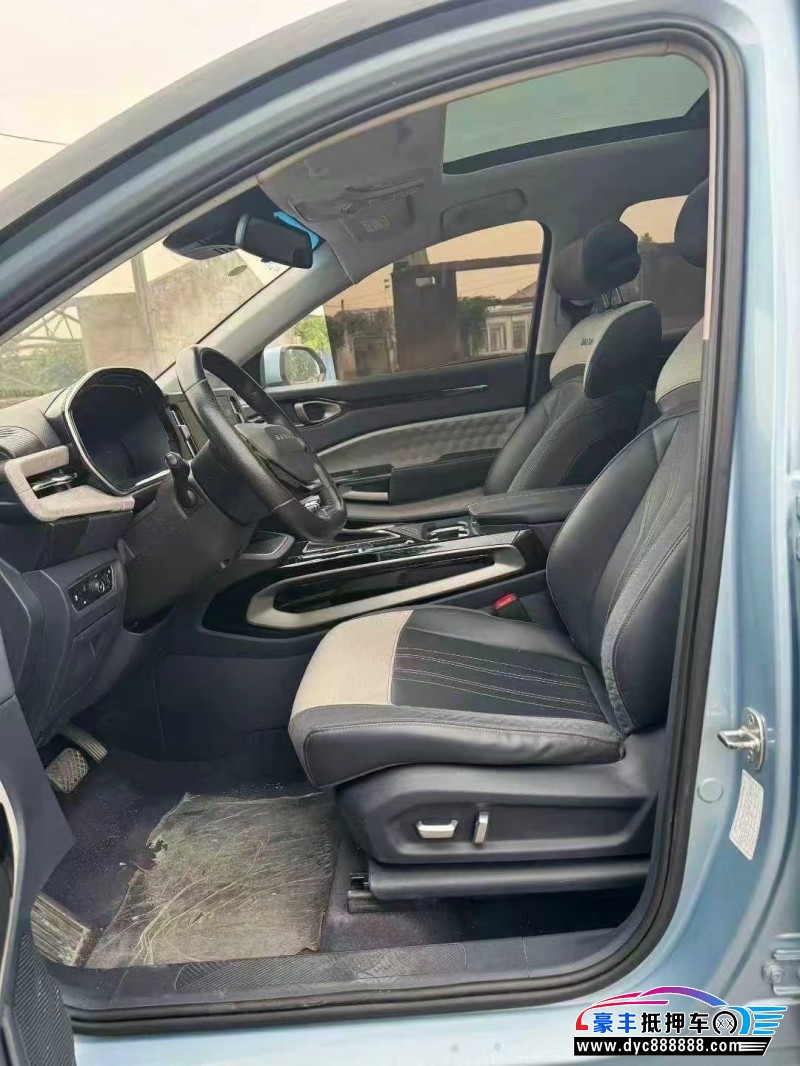 19年宝骏宝骏RM5轿车抵押车出售