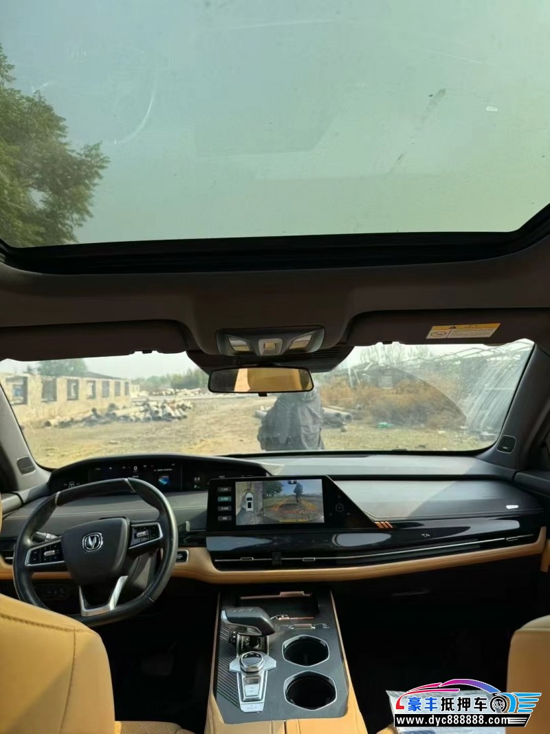 21年长安长安UNI轿车抵押车出售