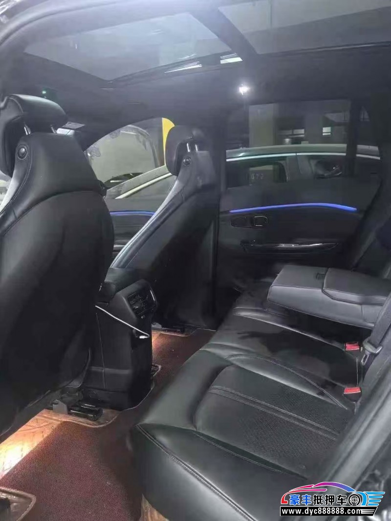 22年蔚来ES6轿车抵押车出售