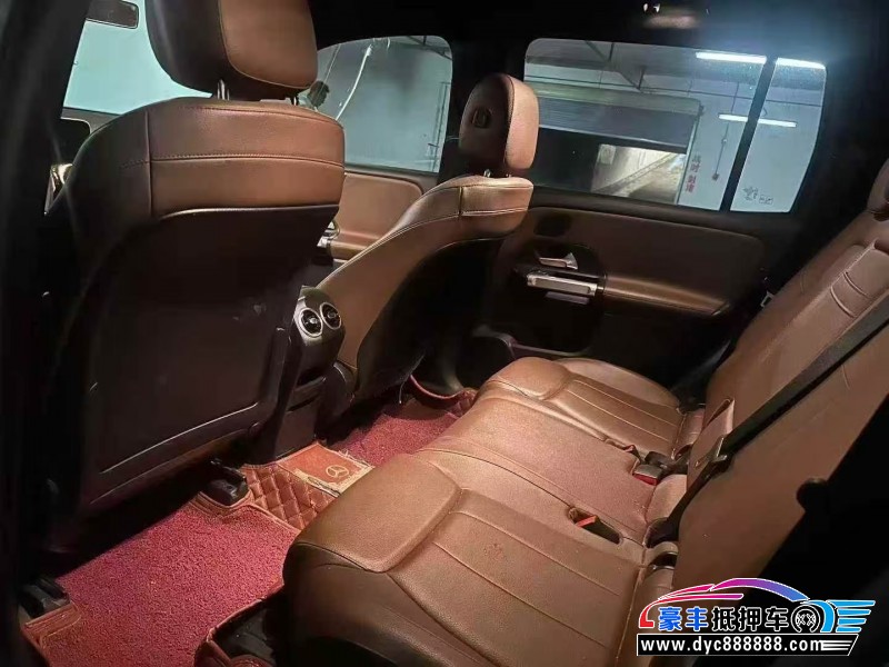 20年奔驰GLB轿车抵押车出售