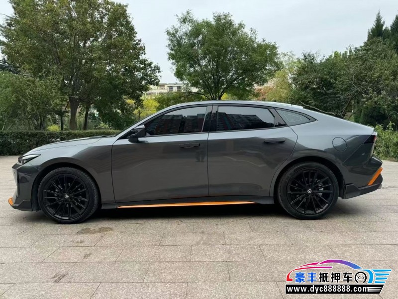 25年长安长安UNI轿车抵押车出售