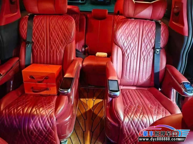 20年丰田塞纳轿车抵押车出售