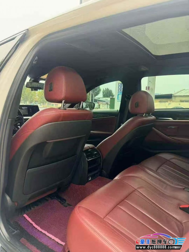 20年宝马5系轿车抵押车出售