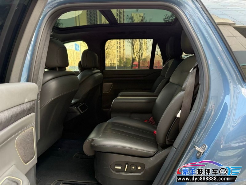 24年蔚来ES8轿车抵押车出售