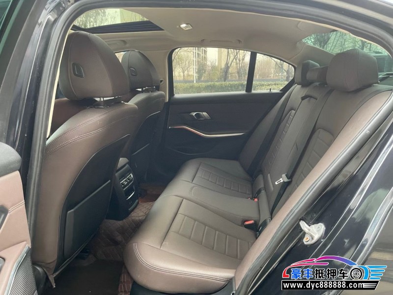 21年宝马3系轿车抵押车出售