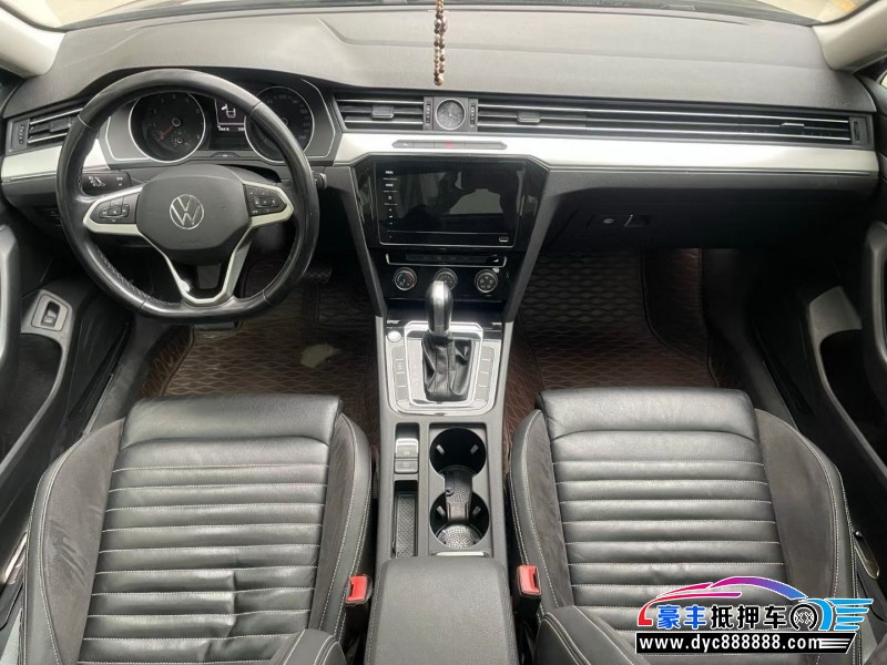 22年大众迈腾轿车抵押车出售