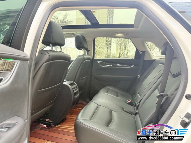 17年凯迪拉克XT5轿车抵押车出售