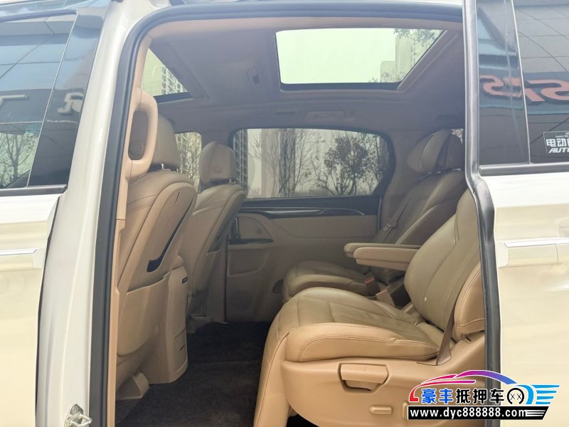 19年别克GL8轿车抵押车出售