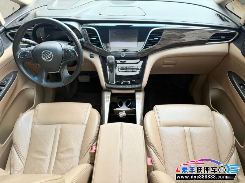 19年别克GL8轿车抵押车出售