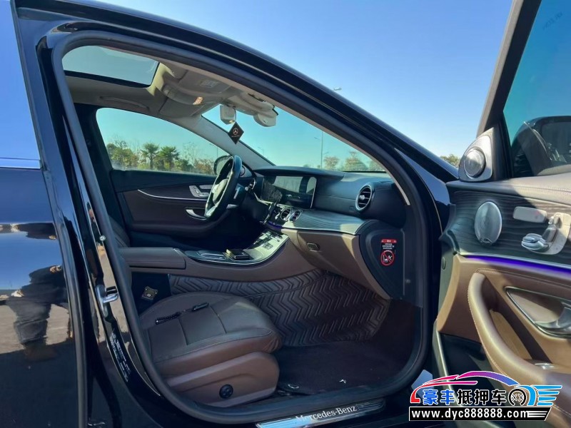 20年奔驰E轿车抵押车出售