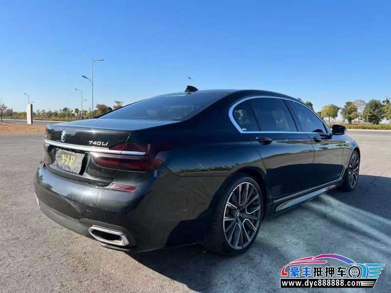18年宝马7系轿车抵押车出售