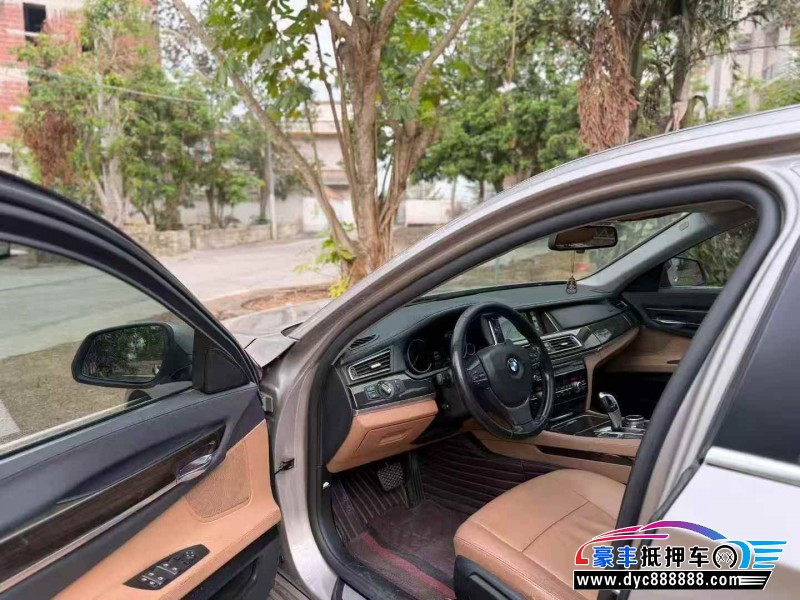 14年宝马7系轿车抵押车出售