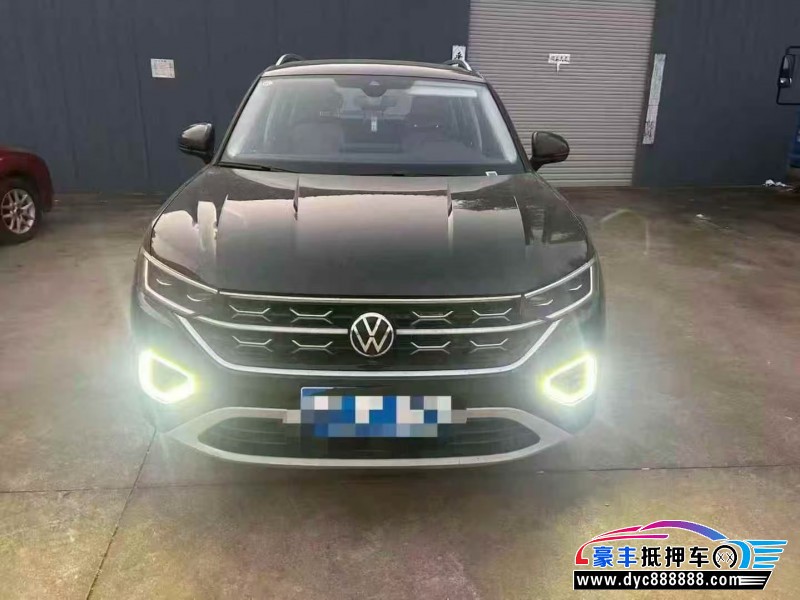 抵押车出售25年大众探岳轿车