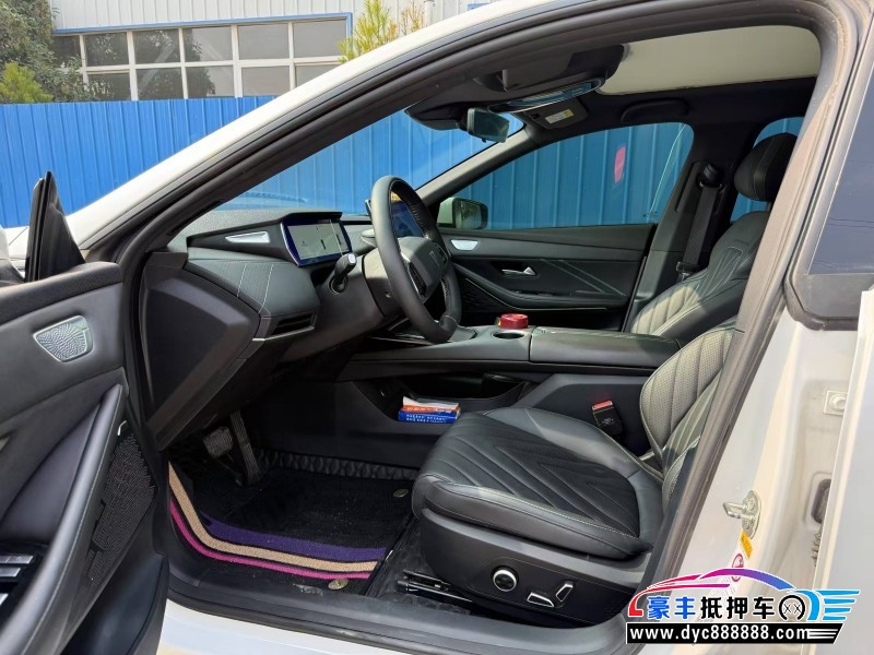 24年长安深蓝SL03轿车抵押车出售