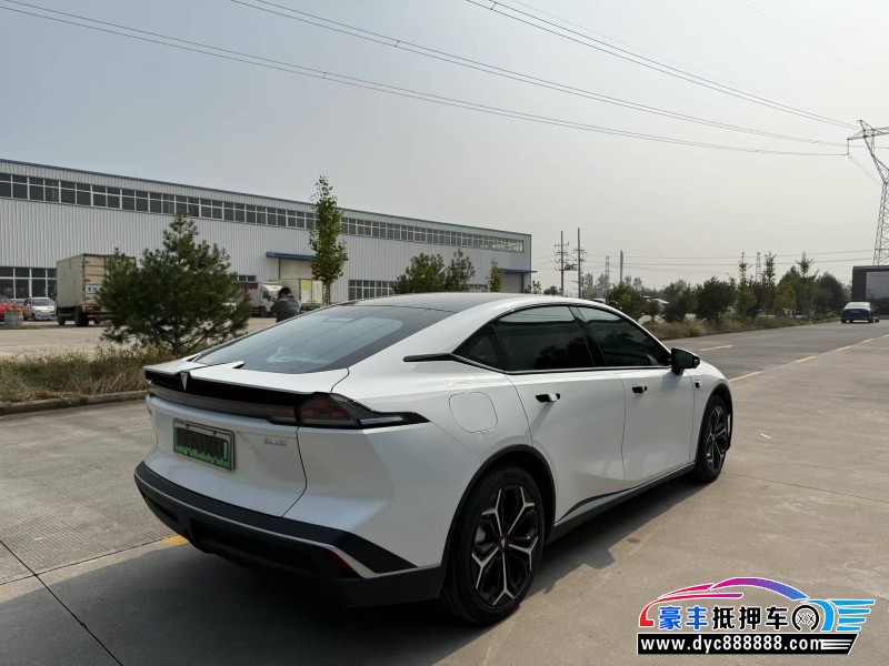 24年长安深蓝SL03轿车抵押车出售