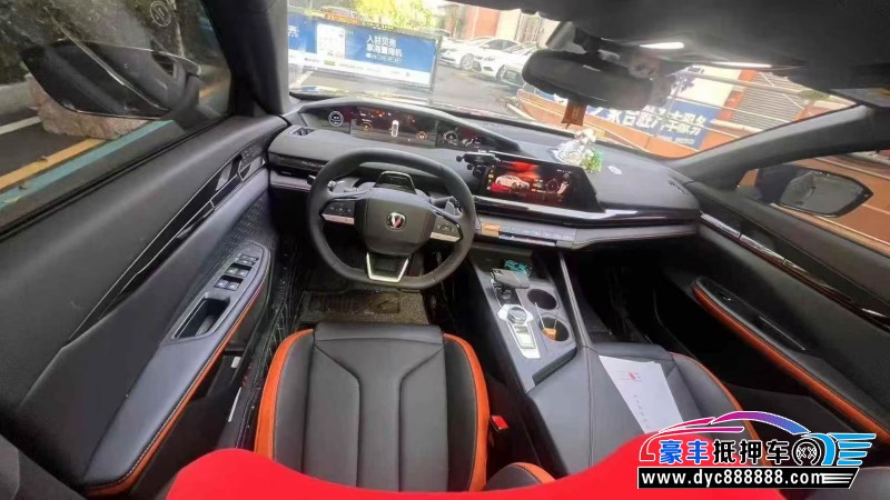 24年长安长安UNI轿车抵押车出售