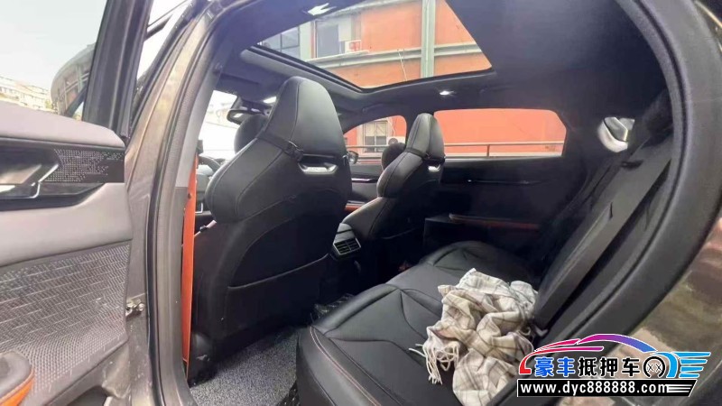 24年长安长安UNI轿车抵押车出售