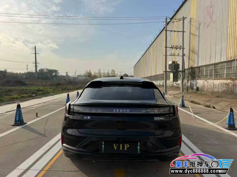 23年极氪001轿车抵押车出售