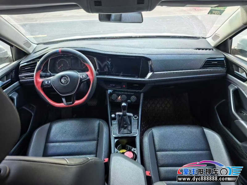 20年大众速腾轿车抵押车出售