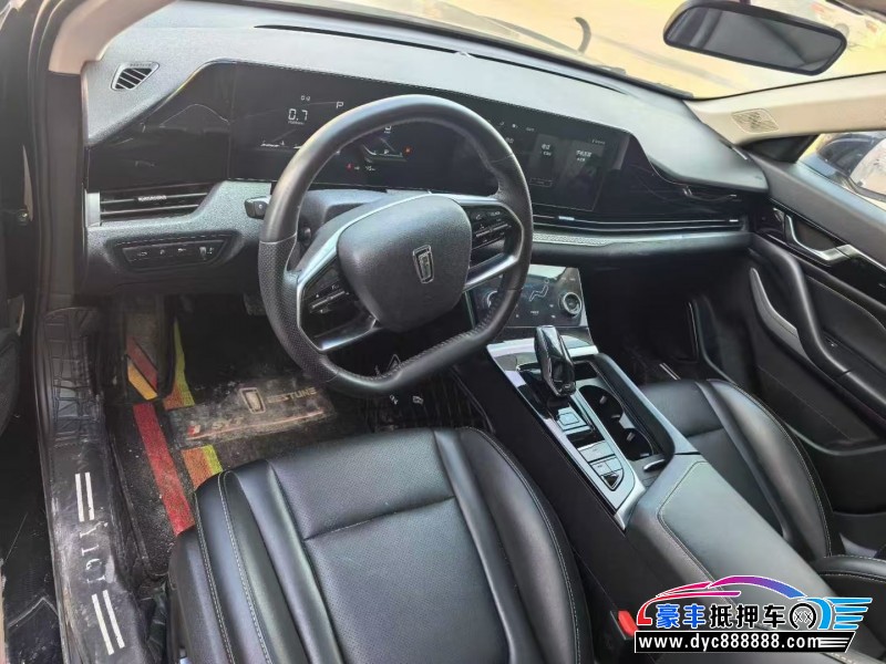 23年奔腾B70轿车抵押车出售