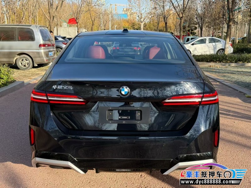 25年宝马5系轿车抵押车出售