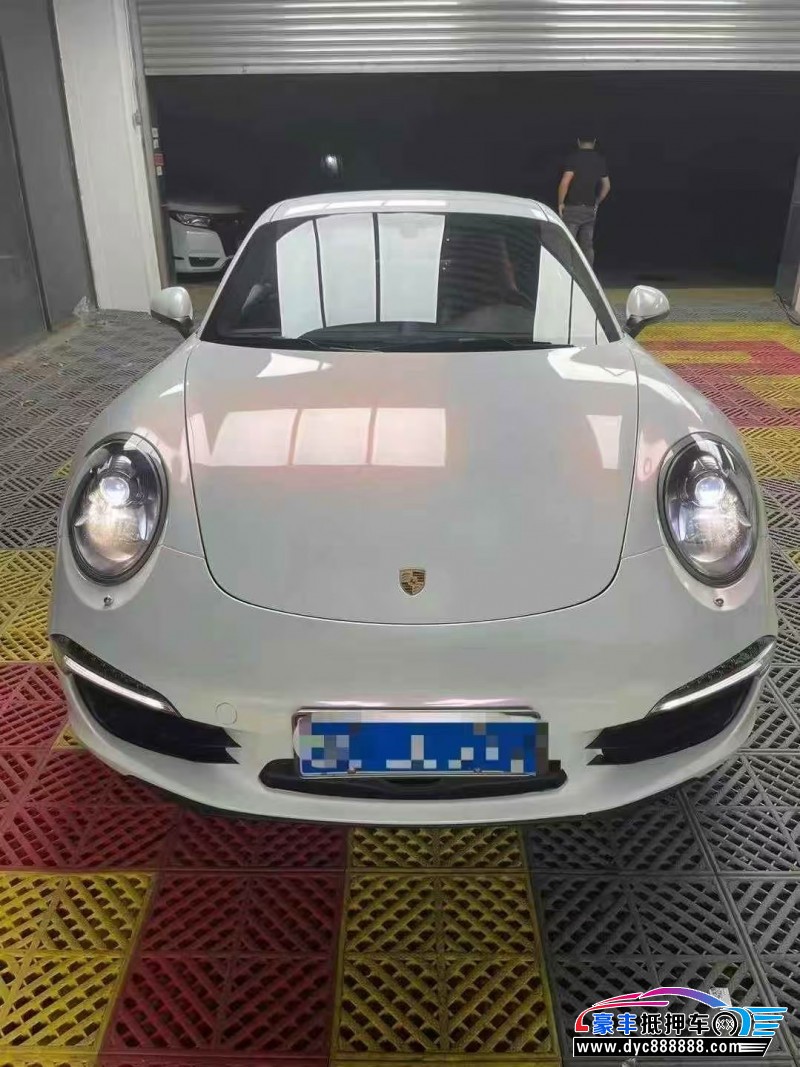 抵押车出售14年保时捷911轿车