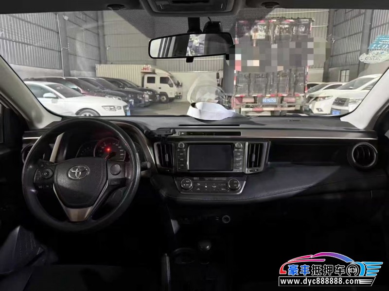 15年丰田RAV4轿车抵押车出售