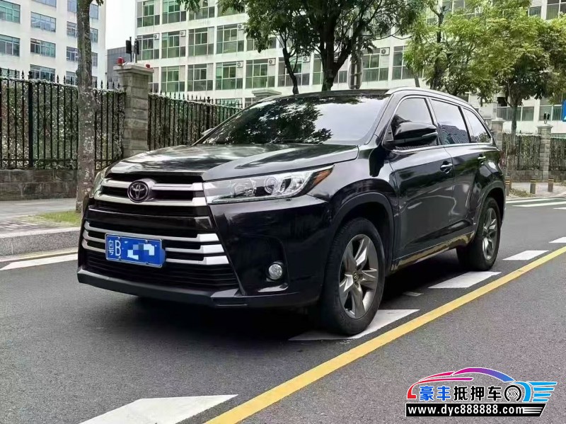 22年丰田汉兰达轿车抵押车出售