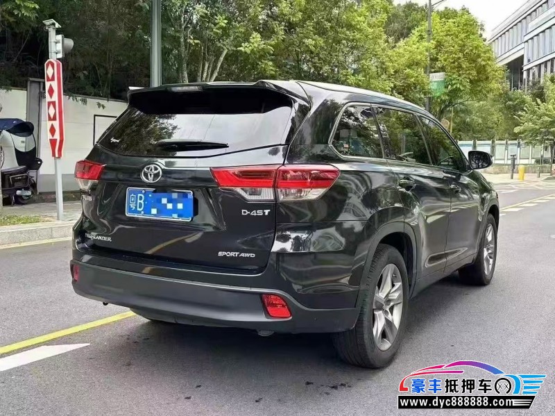 22年丰田汉兰达轿车抵押车出售