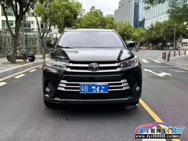 22年丰田汉兰达轿车抵押车出售