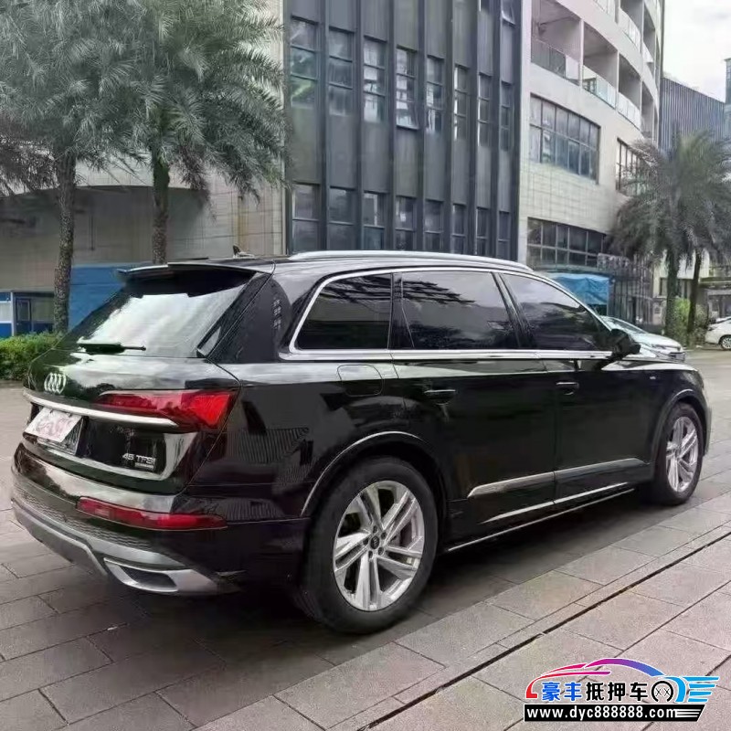 23年奥迪Q7轿车抵押车出售