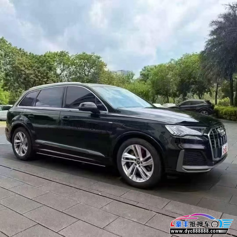 23年奥迪Q7轿车抵押车出售
