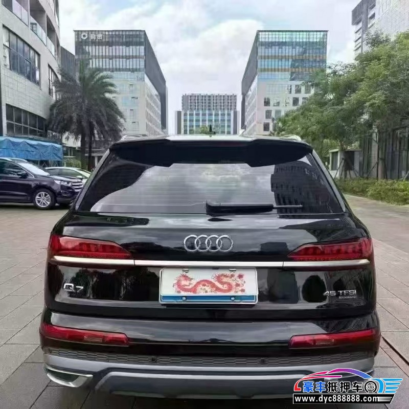 23年奥迪Q7轿车抵押车出售