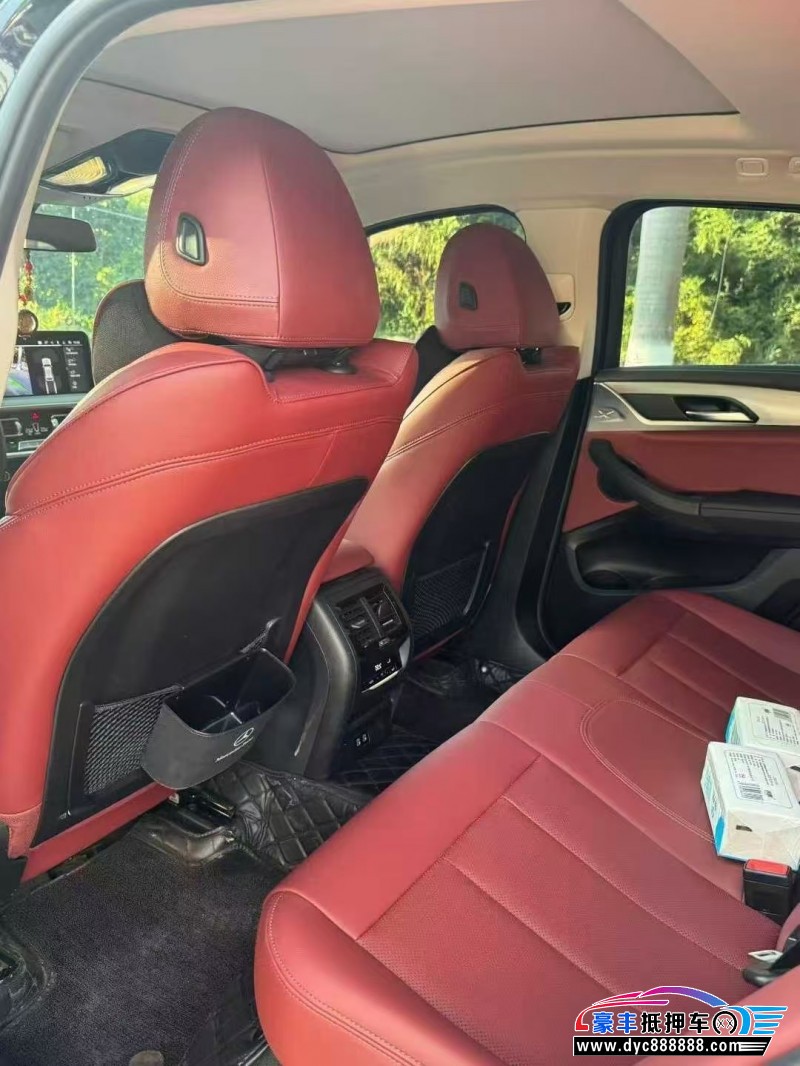 22年宝马X4轿车抵押车出售