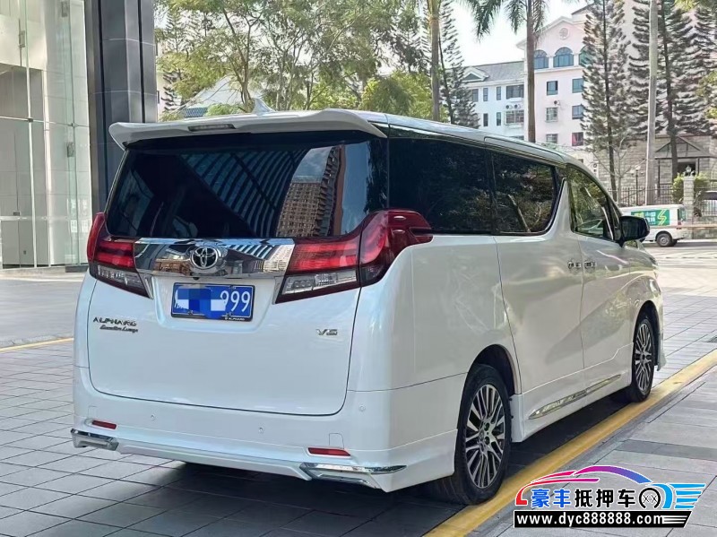 18年丰田埃尔法轿车抵押车出售