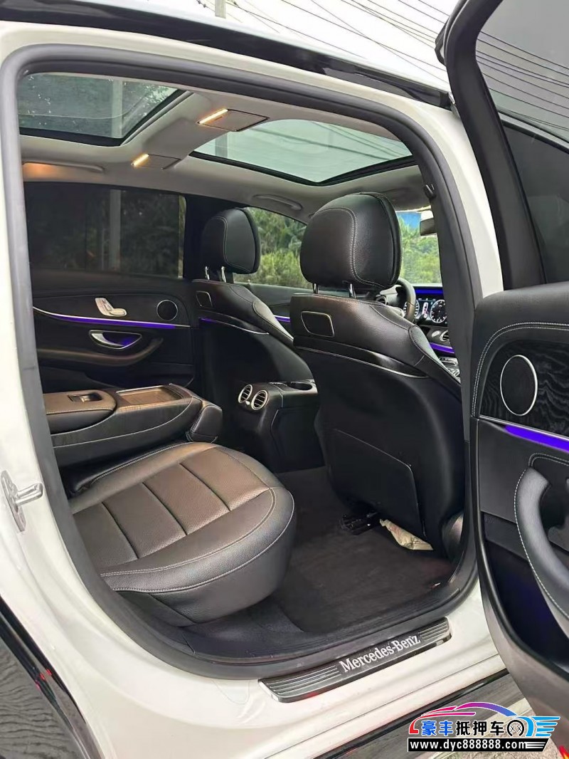 18年奔驰E轿车抵押车出售