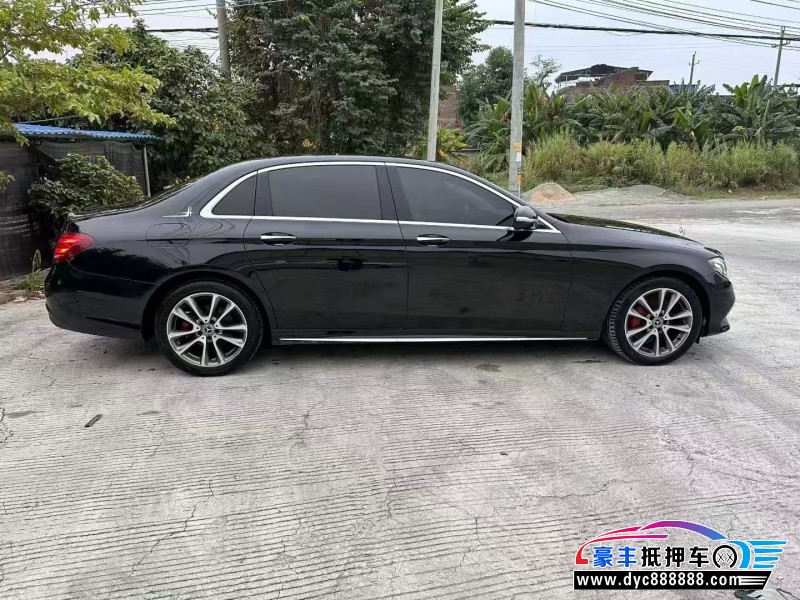 18年奔驰E轿车抵押车出售
