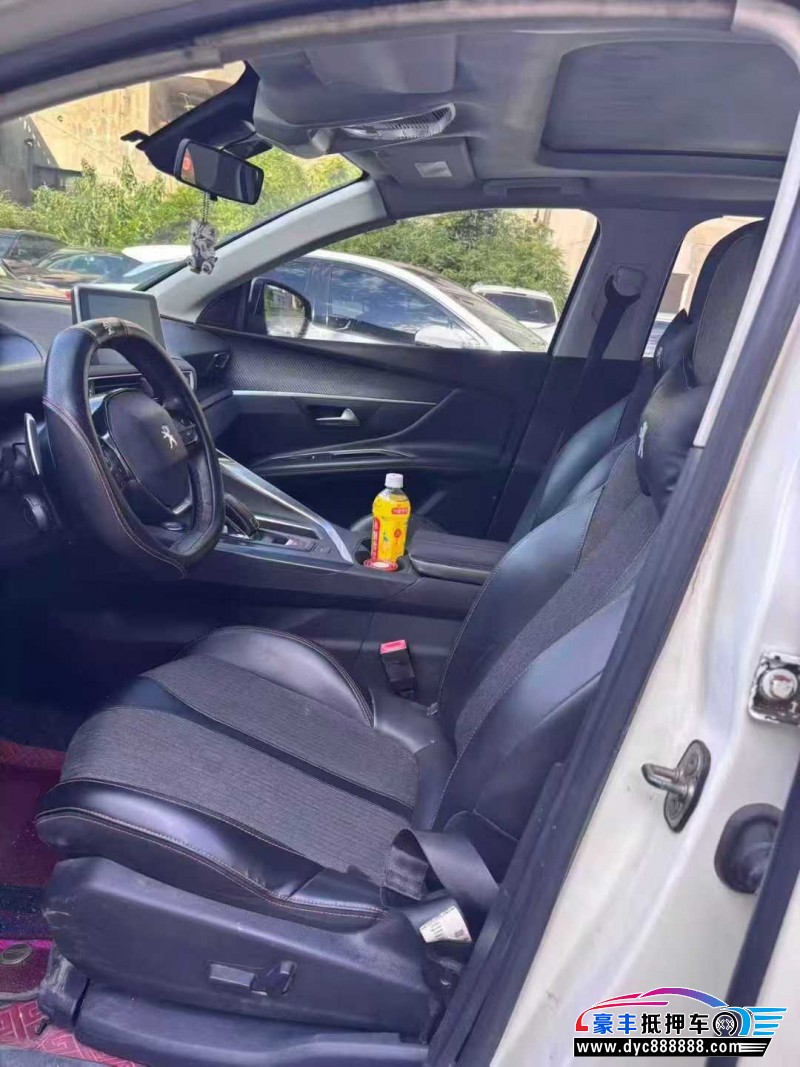 16年标致4008轿车抵押车出售