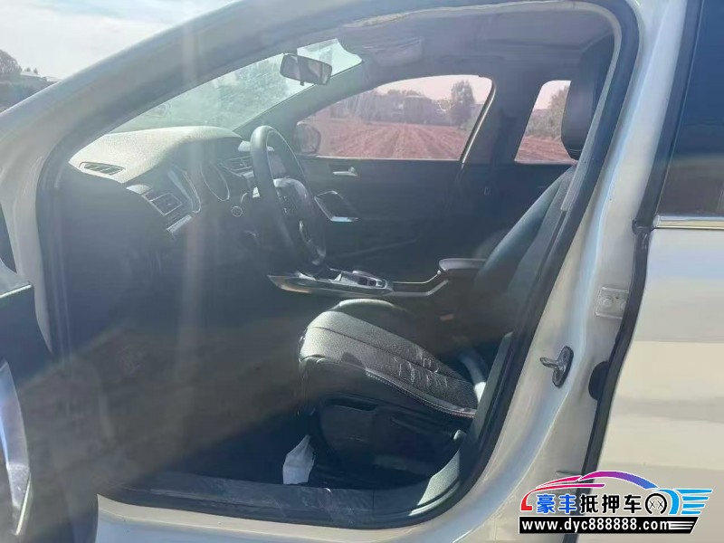 17年标致408轿车抵押车出售