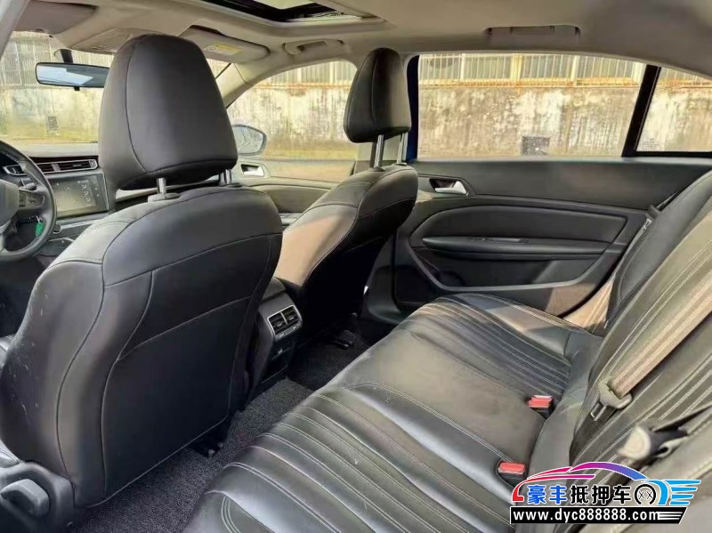 19年标致408轿车抵押车出售