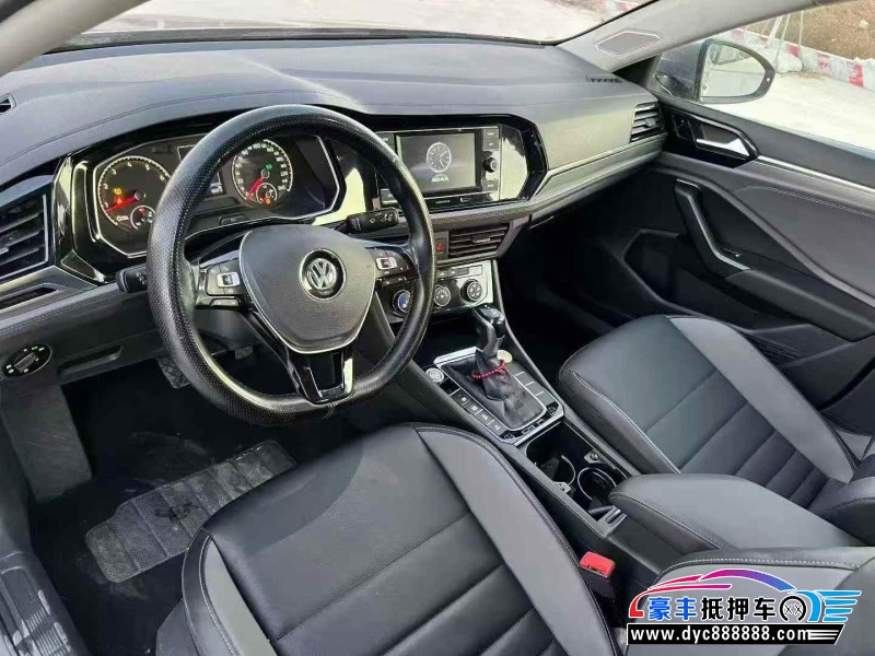 20年大众速腾轿车抵押车出售