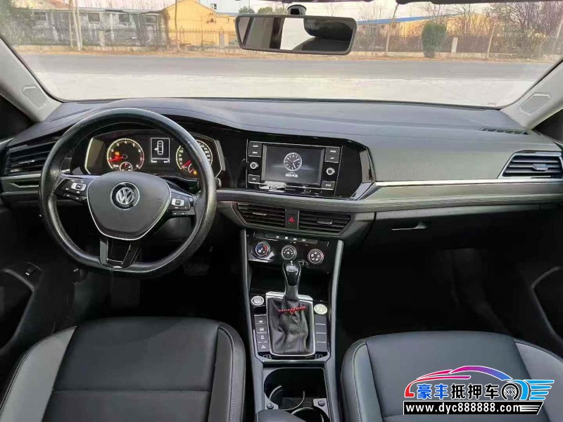 20年大众速腾轿车抵押车出售