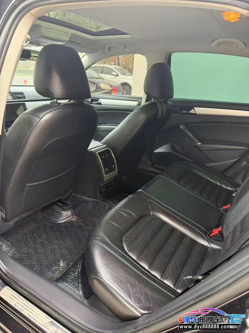 13年大众帕萨特轿车抵押车出售