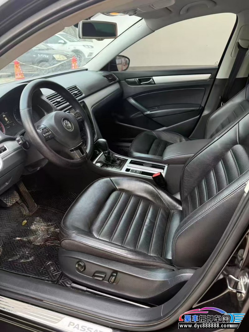 13年大众帕萨特轿车抵押车出售