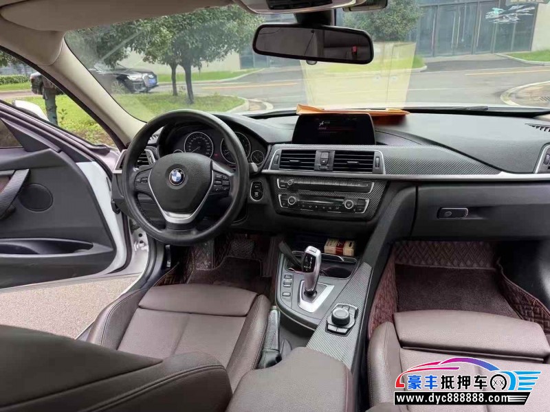 18年宝马3系轿车抵押车出售