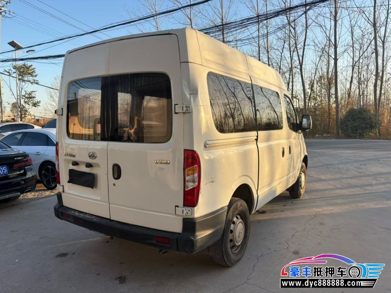 20年上汽大通V80轿车抵押车出售